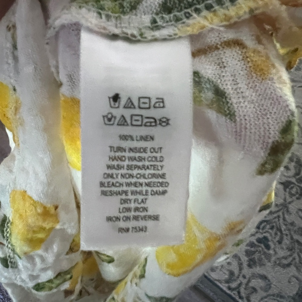 Cynthia Rowley 100% linen White Lemon Print Top size large - Picture 4 of 6